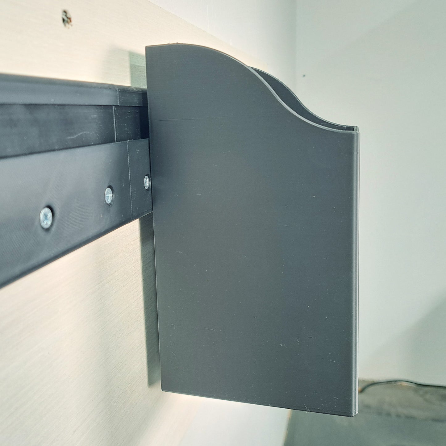 Large Tissue Box Holder - French Cleat